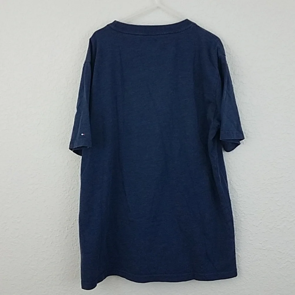 𝅺tommy Hilfiger LG 12-14 boys tshirt flag logo